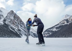 ice_skating_couple